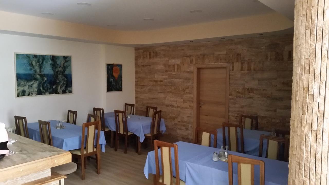 Hostel T&M Zenica Extérieur photo